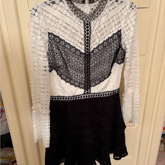 Gianni Bini Dresses & Skirts - Gianni Bini Black and White Lace Dress